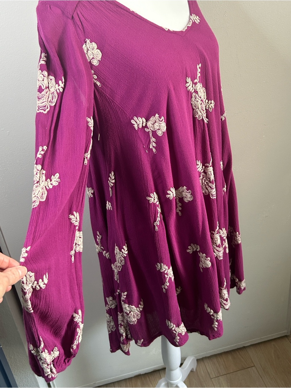 Free People Boho Emma Embroidered Keyhole Back Mini Dress Tunic Fuchsia Purple